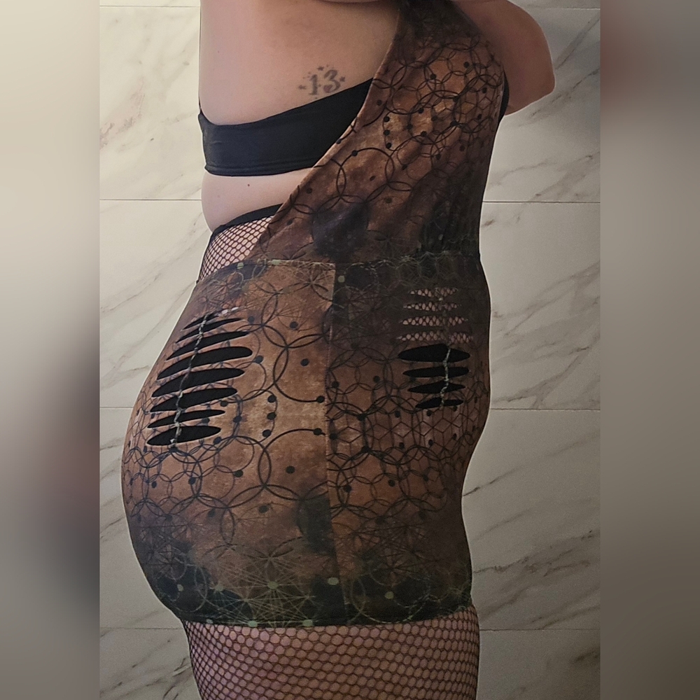 IHeartRaves RAPTOR Halter Romper - Picture 3 of 3